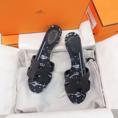 Hermes Slippers